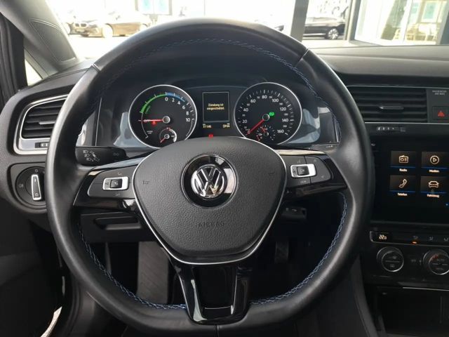 Volkswagen Golf e-Golf