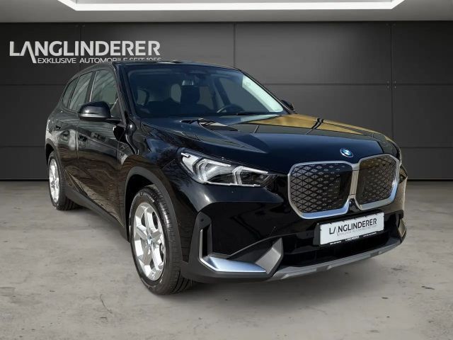 BMW iX1 xDrive30
