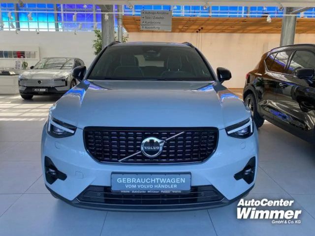 Volvo XC40 Dark Plus