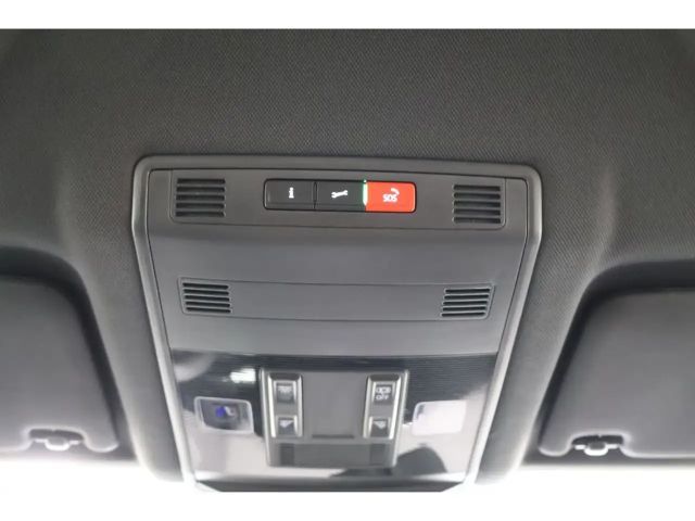 Volkswagen T-Roc 1.5 TSI DSG R-Line