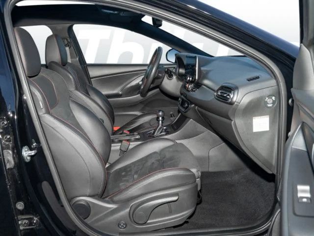 Hyundai i30 1,5L Turbo 48V LED Klima Einparkhilfe