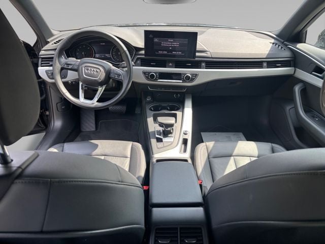 Audi A4 35 TFSI Avant S-Tronic
