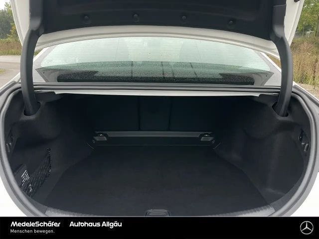 Mercedes-Benz C 180 AVANTGARDE Sedan