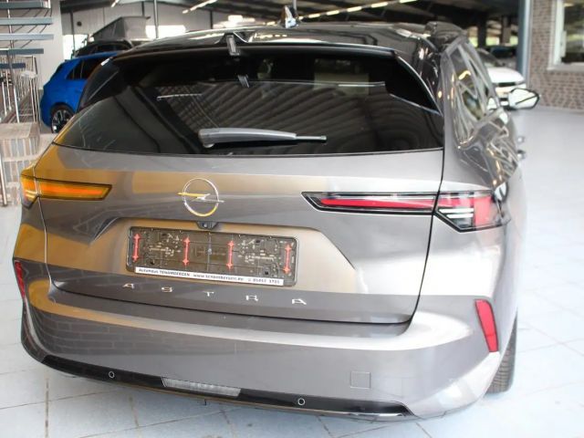 Opel Astra Business Elegance Sports Tourer