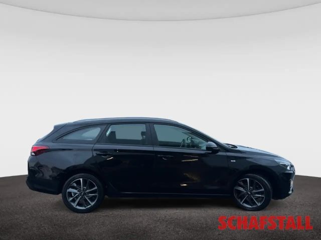 Hyundai i30 Hybrid T-GDi