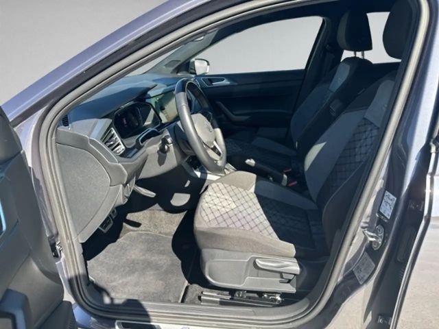 Volkswagen Polo 1.0 TSI DSG R-Line