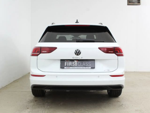 Volkswagen Golf DSG Life Variant