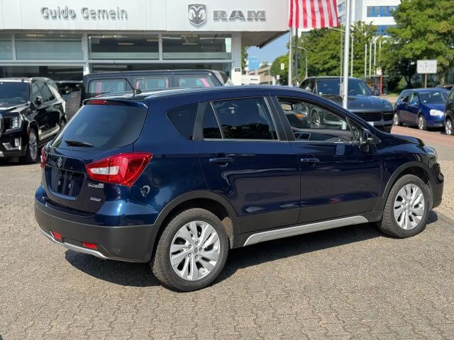 Suzuki SX4 S-Cross Club