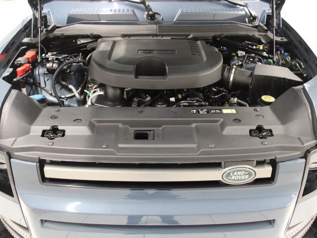 Land Rover Defender 110 D300 Dynamic SE