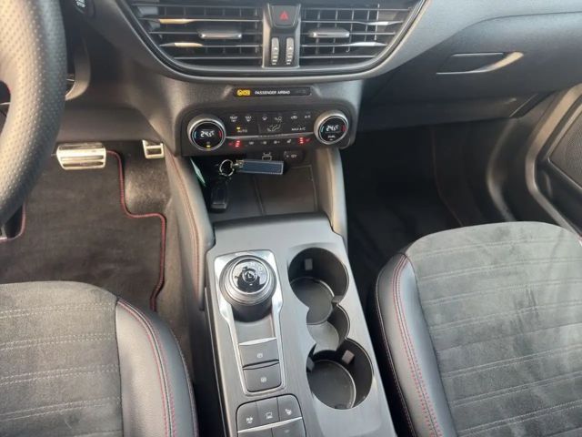 Ford Kuga Plug in Hybrid ST Line X