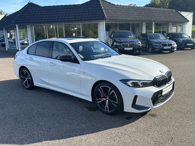 BMW 330 330i M-Sport Sedan