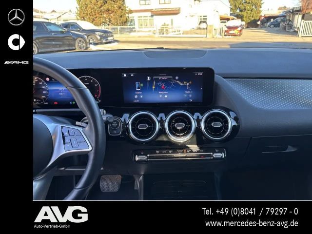 Mercedes-Benz B 180 Progressive