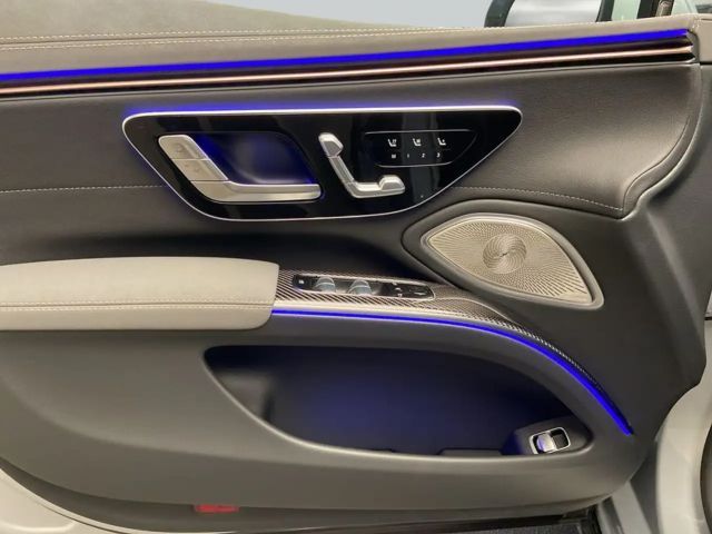 Mercedes-Benz EQS Sedan