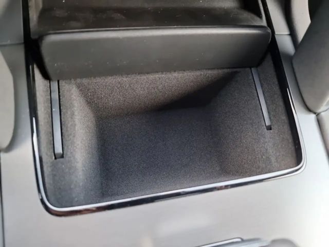 Land Rover Discovery Sport D200 Dynamic SE