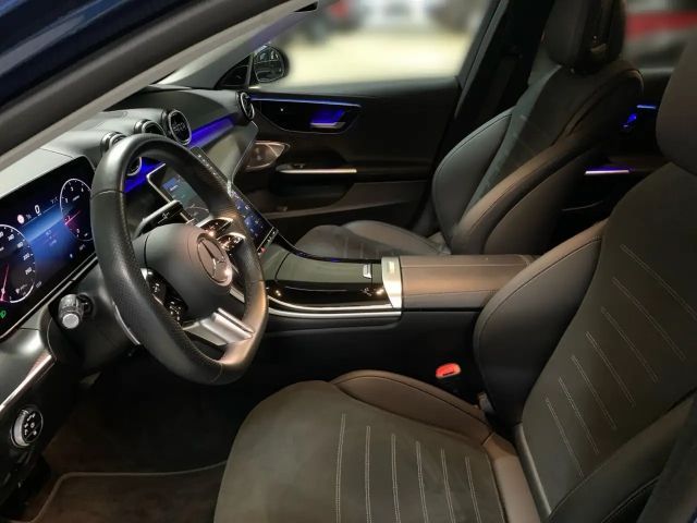 Mercedes-Benz C 220 AMG Line C 220 d Sedan