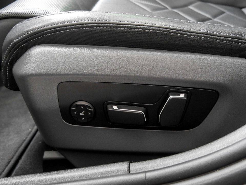 BMW i5 M60 Touring xDrive