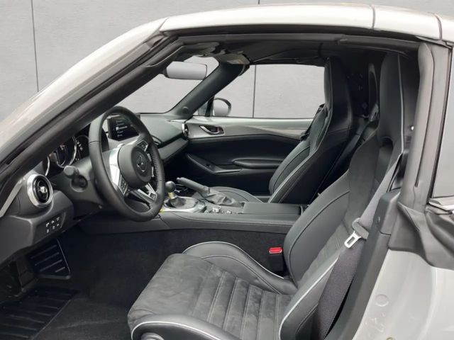 Mazda MX-5 Homura RF SkyActiv