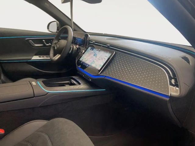 Mercedes-Benz E 300 E 300 e