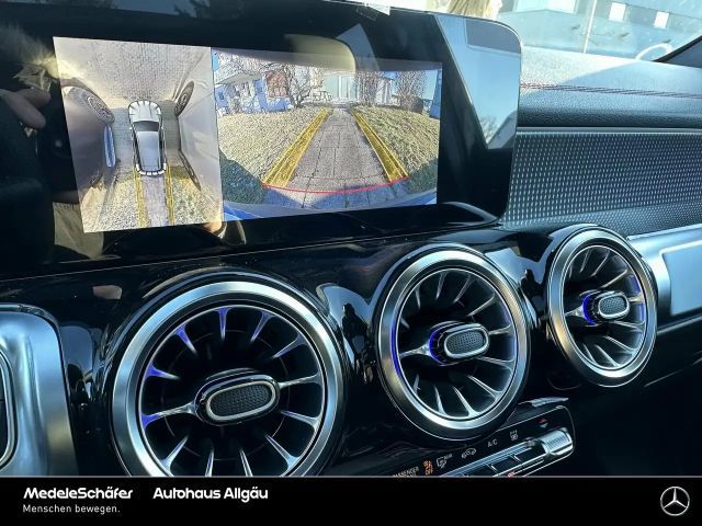 Mercedes-Benz EQB 300 4MATIC AMG Line