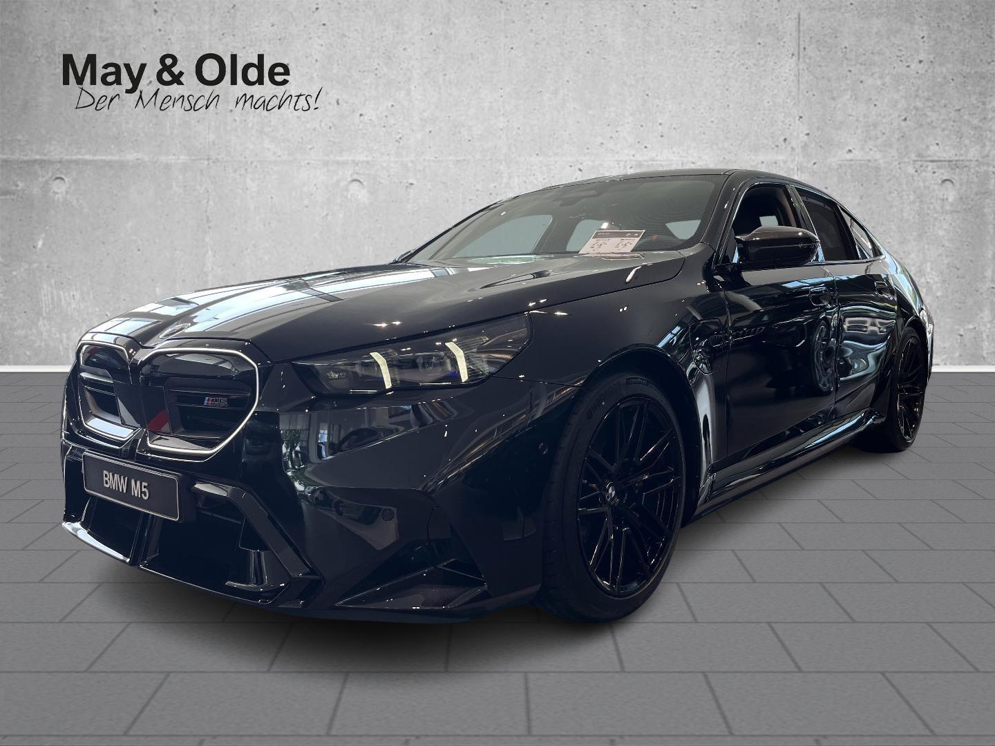 BMW M5 Sedan