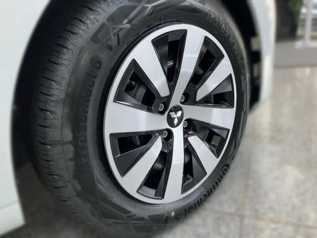 Mitsubishi Colt 1,0 MPI Invite C 25