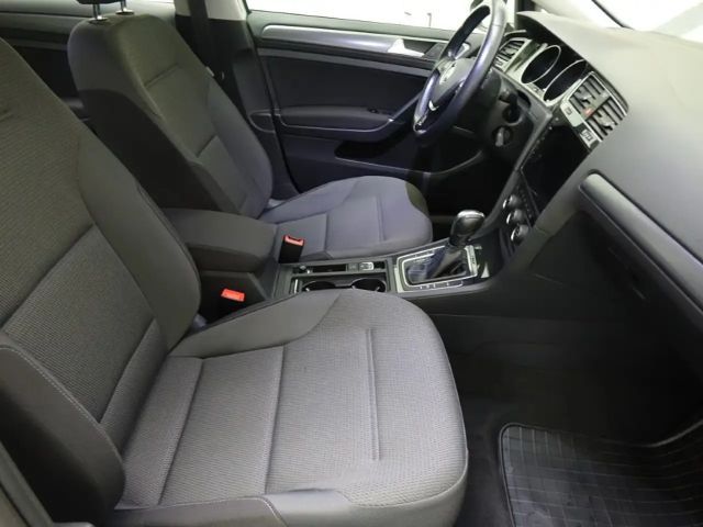 Volkswagen Golf e-Golf