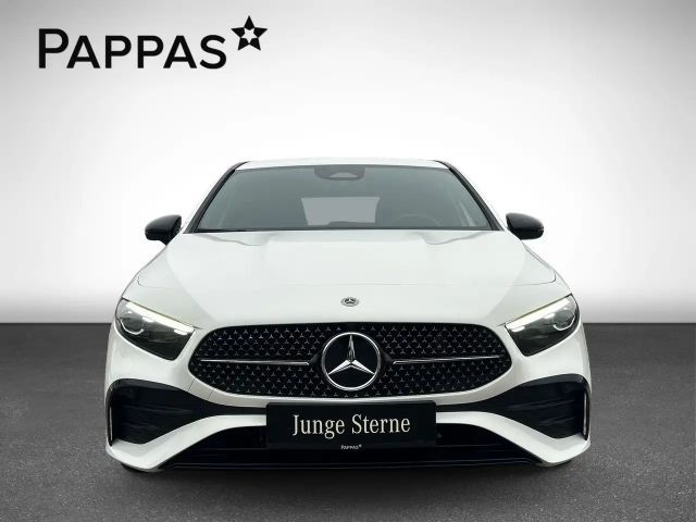 Mercedes-Benz A 180 AMG Line Hatchback