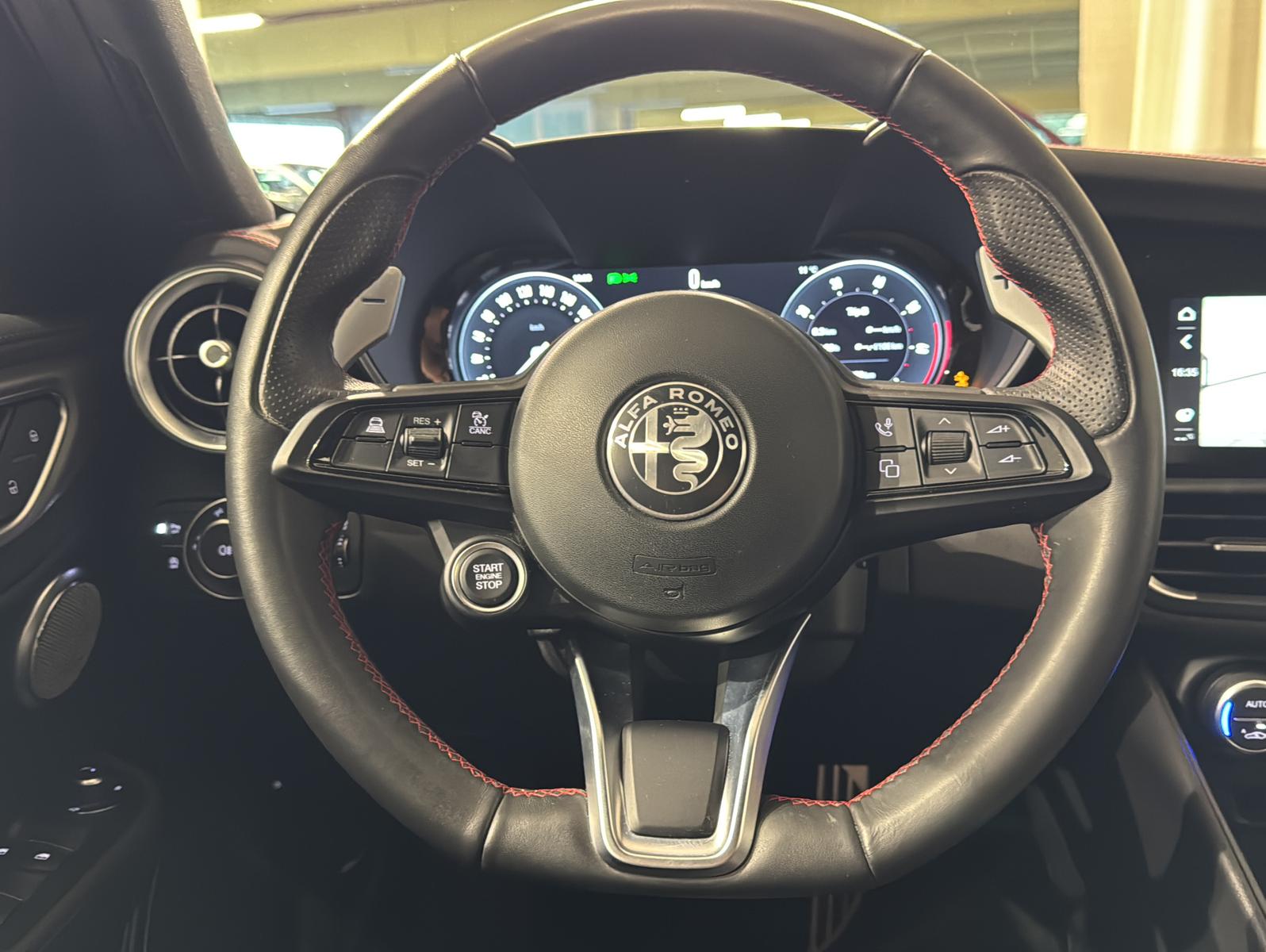 Alfa Romeo Giulia Q4