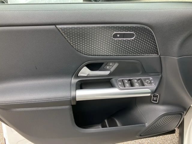 Mercedes-Benz GLA 200 GLA 200 d