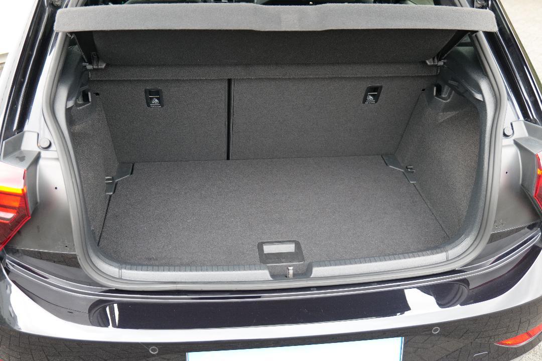 Volkswagen Polo 1.0 TSI DSG R-Line