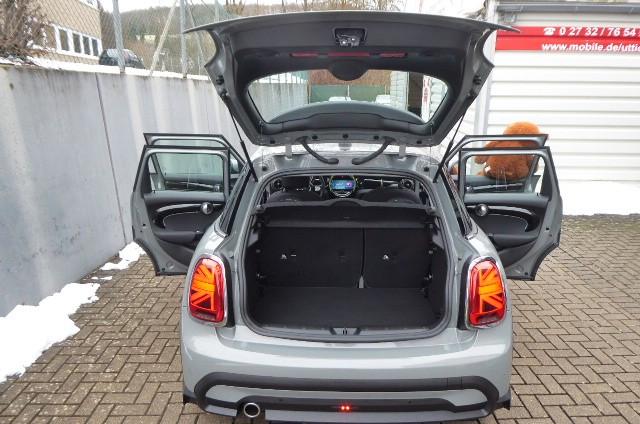 MINI Cooper 5-deurs Essential