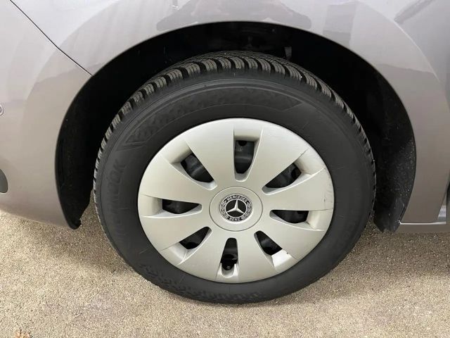 Mercedes-Benz T 180 T 180 d 7Gtr RfKam MBUX Totwi  CarPlay