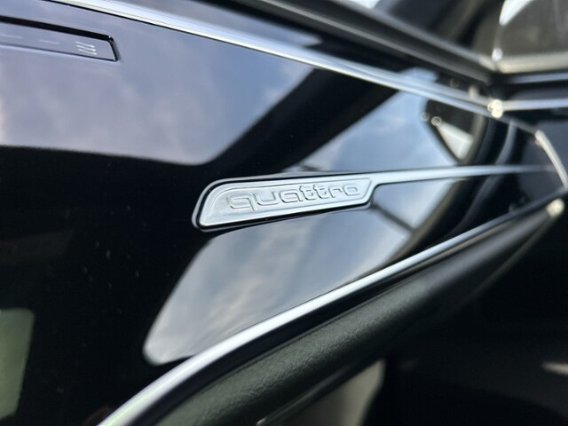 Audi A8 60 TFSI Hybride Quattro