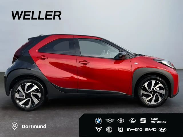 Toyota Aygo X Bi-Tone Hatchback