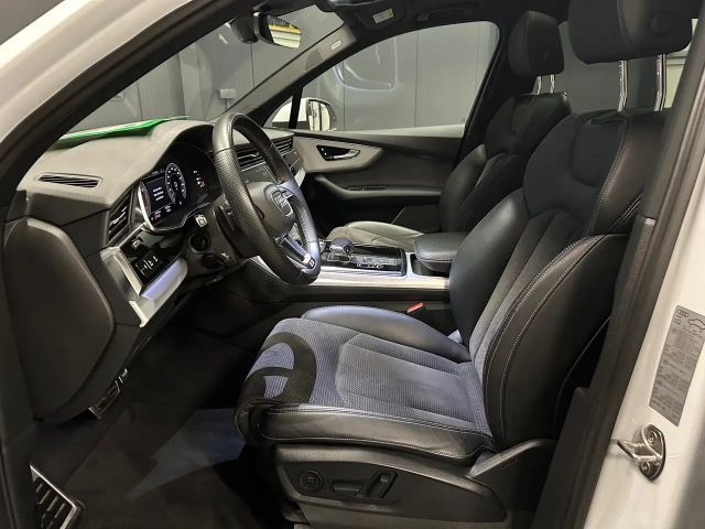 Audi Q7 55 TFSI Quattro S-Line
