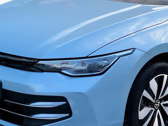 Volkswagen Golf 1.5 eTSI DSG Golf VIII Variant