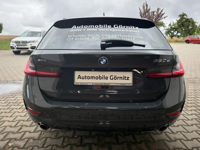 BMW 330 330e Touring xDrive