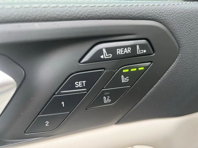 BMW X7 i/HUD/Panorama/Navigation/HarmanKardon