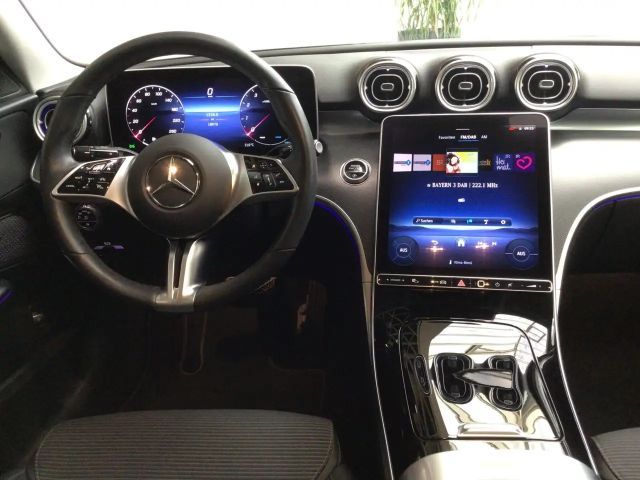 Mercedes-Benz C 200 AVANTGARDE Sedan