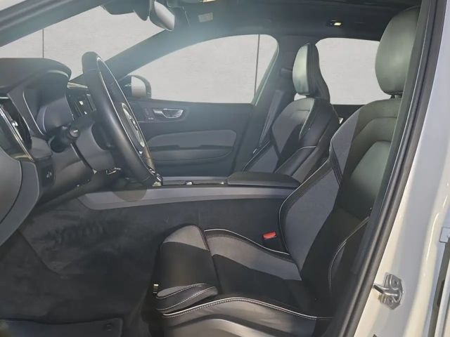 Volvo XC60 AWD Dark Plus Recharge T6