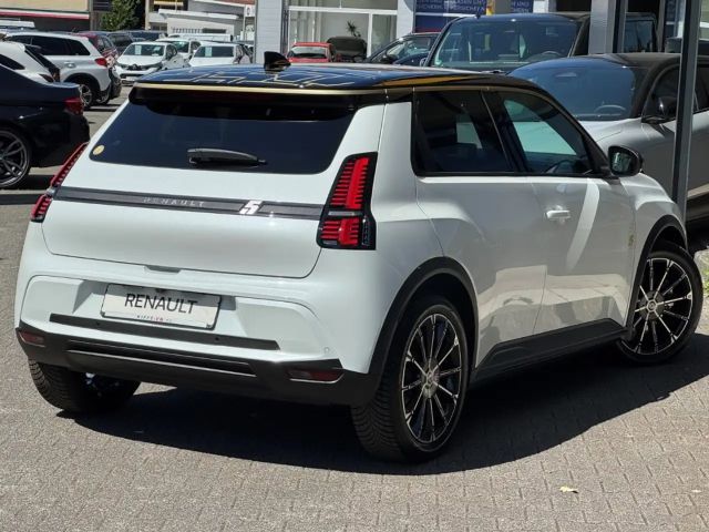 Renault 5 Electric Techno