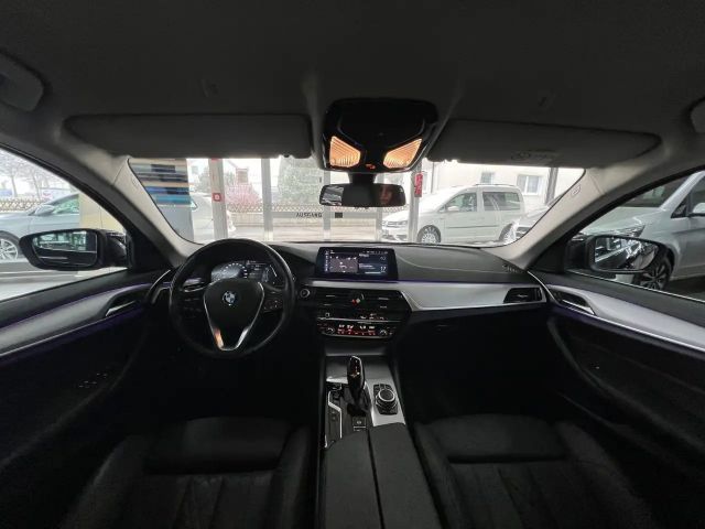 BMW 530 530e Sedan