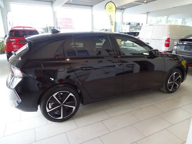 Opel Astra GS-Line Grand Sport