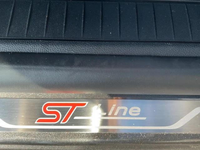 Ford Kuga Plug in Hybrid ST Line X