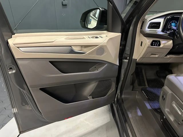 Volkswagen Multivan 2.0 TDI DSG T7