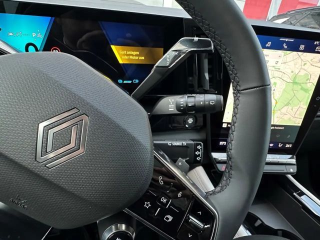 Renault Espace E-Tech Hybrid Iconic