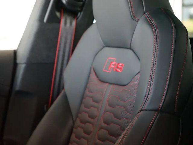 Audi RS Q8 Performance