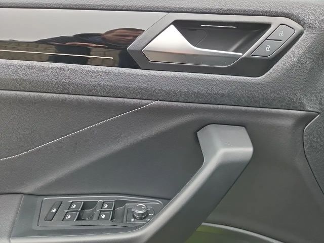 Volkswagen T-Roc DSG R-Line