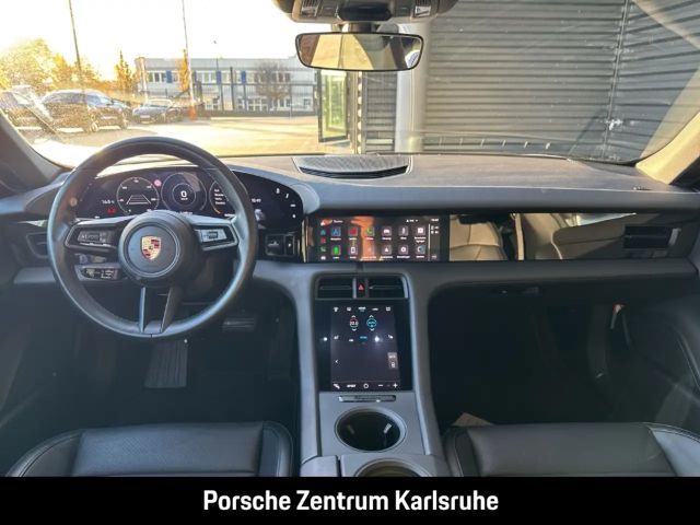 Porsche Taycan 4 Cross Turismo
