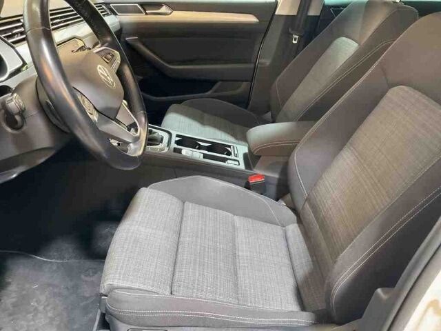 Volkswagen Passat 2.0 TDI Business DSG Variant